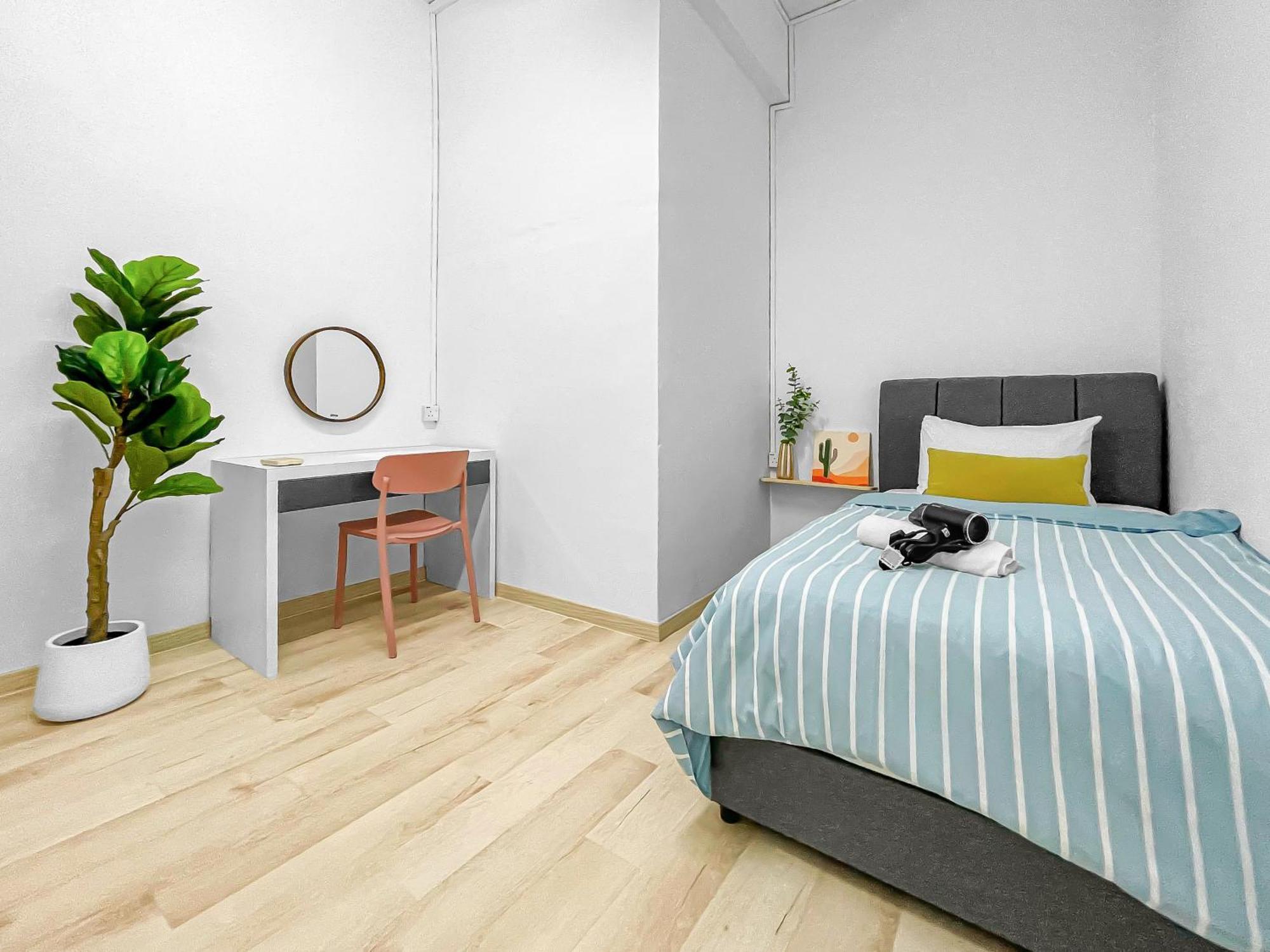 Homestay Homestay: 3-bedroom Business With Fast Food Proximity Yong Peng