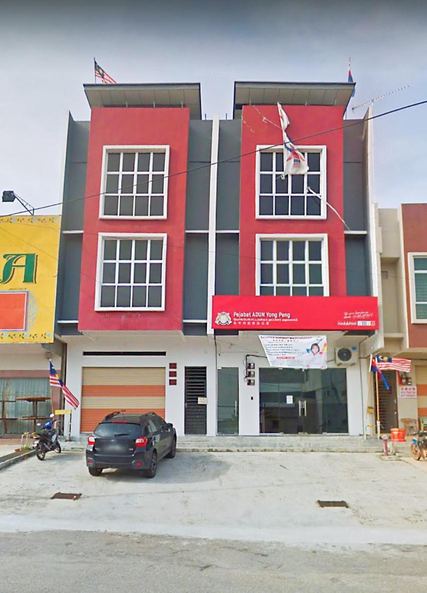Homestay: 3-bedroom Business With Fast Food Proximity Homestay